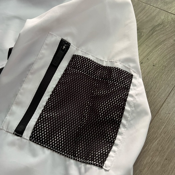 CSG Men's Hooded Black/White Windbreaker Jacket Size Medium - Picture 3 of 10